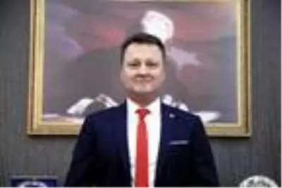 Menemen Belediye Başkanı Aksoy gözaltına alındı (2) Menemen Belediye Başkanı Aksoy gözaltına alındı (2)