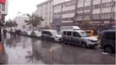 Mevsimin ilk karı yağdı Mevsimin ilk karı yağdı