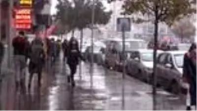 Mevsimin ilk karı yağdı Mevsimin ilk karı yağdı
