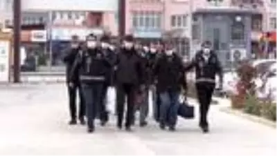 Son dakika haberi | Niğde merkezli 7 ildeki FETÖ operasyonu Son dakika haberi | Niğde merkezli 7 ildeki FETÖ operasyonu