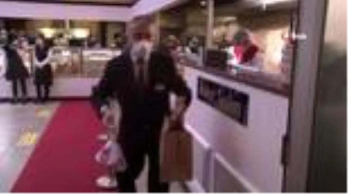 Tedbirler kapsamında restoranlar paket servis uygulamasına geçti