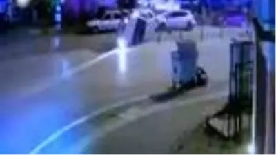 Son Dakika | Polise 'Hiçbir şeye sap olamadım' diyen alkollü sürücünün kaza anı kamerada Son Dakika | Polise 'Hiçbir şeye sap olamadım' diyen alkollü sürücünün kaza anı kamerada