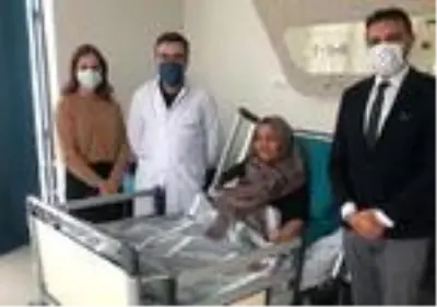 Rektum kanseri Iraklı hasta Sivas'ta sağlığına kavuştu Rektum kanseri Iraklı hasta Sivas'ta sağlığına kavuştu