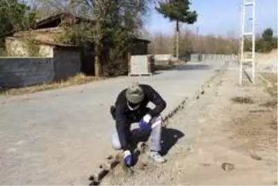 Ulalar yerleşkesinde yol bakım onarım çalışması Ulalar yerleşkesinde yol bakım onarım çalışması