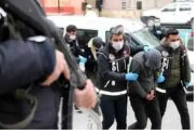 Son Dakika | Uyuşturucu operasyonunda 15 tutuklama Son Dakika | Uyuşturucu operasyonunda 15 tutuklama