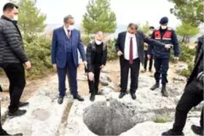 Vali Su, Silifke, Aydıncık ve Gülnar'da incelemelerde bulundu Vali Su, Silifke, Aydıncık ve Gülnar'da incelemelerde bulundu