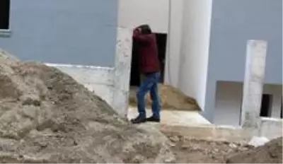 20 gün önce işe başladığı inşaatta iş arkadaşları cesedini buldu