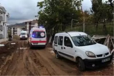 20 gün önce işe başladığı inşaatta iş arkadaşları cesedini buldu