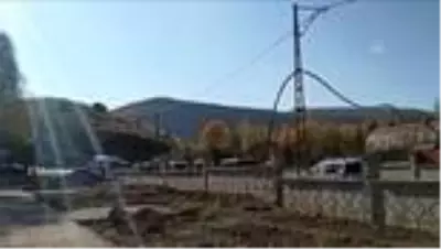 AFYONKARAHİSAR - İki grup arasında kavga: 1 ölü, 7 yaralı AFYONKARAHİSAR - İki grup arasında kavga: 1 ölü, 7 yaralı