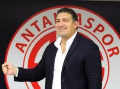 Ali Şafak Öztürk: 'Alanyaspor karşılaşmasını inşallah kazanırız' Ali Şafak Öztürk: 'Alanyaspor karşılaşmasını inşallah kazanırız'