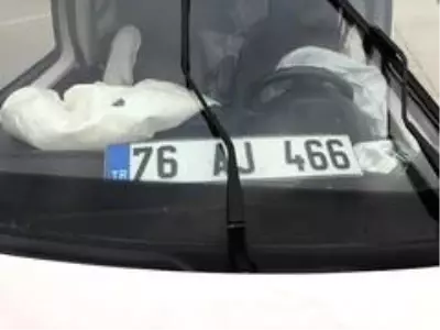 Amasya'da hafif ticari iki araç kaza yaptı: 2 yaralı