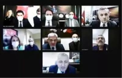 Son dakika! Bakan Koca, 7 ilin sağlık müdürü ile video konferansta bir araya geldi Son dakika! Bakan Koca, 7 ilin sağlık müdürü ile video konferansta bir araya geldi