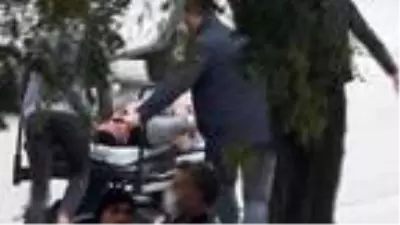 Çorbacıda masaya servis tartışması, taşlı sopalı kavgaya dönüştü: 2 yaralı Çorbacıda masaya servis tartışması, taşlı sopalı kavgaya dönüştü: 2 yaralı
