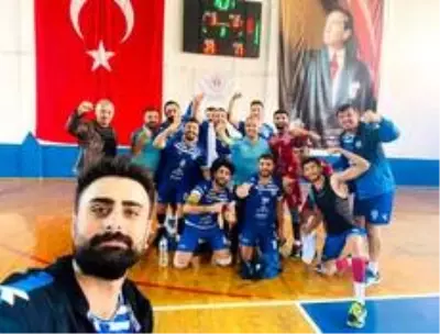 Son dakika haberi: Develi Belediyespor liderliğe yükseldi Son dakika haberi: Develi Belediyespor liderliğe yükseldi