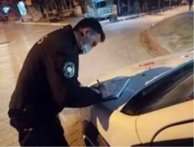 Son dakika haberi: Emet'te polis ve jandarma ekiplerinden denetim Son dakika haberi: Emet'te polis ve jandarma ekiplerinden denetim
