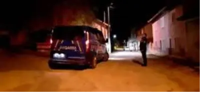 Son dakika haberi: Emet'te polis ve jandarma ekiplerinden denetim Son dakika haberi: Emet'te polis ve jandarma ekiplerinden denetim