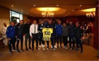 Erol Bulut'a 100. maç sürprizi Erol Bulut'a 100. maç sürprizi