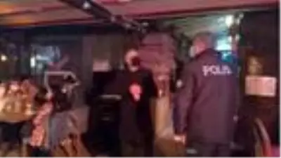 Foça'da yasaklar ve denetimler başladı Foça'da yasaklar ve denetimler başladı