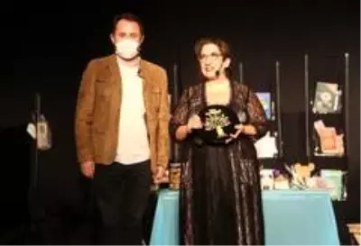 Füsun Demirel, 'Şişman Güzeldir' ile Maltepe'de sahne aldı Füsun Demirel, 'Şişman Güzeldir' ile Maltepe'de sahne aldı