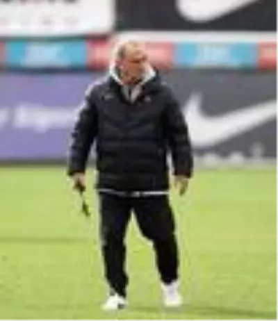 Galatasaray, Kayserispor maçı hazırlıklarını sürdürdü Galatasaray, Kayserispor maçı hazırlıklarını sürdürdü
