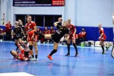 KASTAMONU - Hentbol: EHF Kadınlar Avrupa Ligi - Kastamonu Belediyespor: 31 - DVSC Schaeffler: 30 KASTAMONU - Hentbol: EHF Kadınlar Avrupa Ligi - Kastamonu Belediyespor: 31 - DVSC Schaeffler: 30