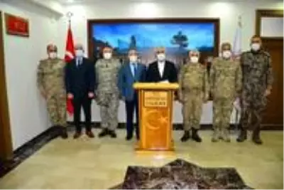 Son dakika haberleri | İçişleri Bakan Yardımcısı Mehmet Ersoy ve Jandarma Genel Komutanı Orgeneral Arif Çetin, Ardahan'da Son dakika haberleri | İçişleri Bakan Yardımcısı Mehmet Ersoy ve Jandarma Genel Komutanı Orgeneral Arif Çetin, Ardahan'da