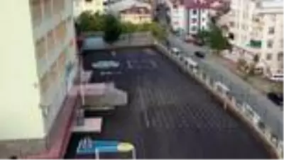 İlkokul öğrencilerinin okul bahçesiyle ilgili hayalleri gerçek oldu İlkokul öğrencilerinin okul bahçesiyle ilgili hayalleri gerçek oldu