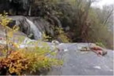 Kabaceviz Şelalelerinde sonbahar güzelliği Kabaceviz Şelalelerinde sonbahar güzelliği