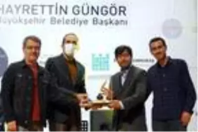 Kahramanmaraş Edebiyat Ödülleri sahiplerini buldu Kahramanmaraş Edebiyat Ödülleri sahiplerini buldu