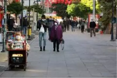 Karabük'te son 30 günde korona virüsten 68 kişi hayatını kaybetti Karabük'te son 30 günde korona virüsten 68 kişi hayatını kaybetti