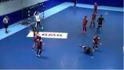KASTAMONU - Hentbol: EHF Kadınlar Avrupa Ligi - Kastamonu Belediyespor: 31 - DVSC Schaeffler: 30 KASTAMONU - Hentbol: EHF Kadınlar Avrupa Ligi - Kastamonu Belediyespor: 31 - DVSC Schaeffler: 30