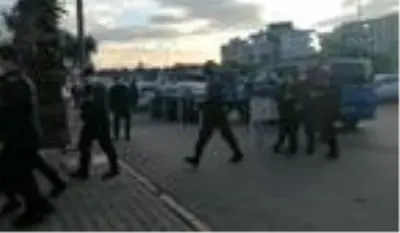 Mandalina bahçesinde bulunan cesede 3 gözaltı Mandalina bahçesinde bulunan cesede 3 gözaltı