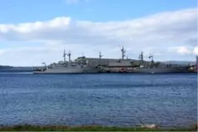 NATO Daimi Mayın Karşı Tedbirleri Deniz Görev Grubu-2 unsuru gemiler Çanakkale'ye liman ziyareti gerçekleştirdi NATO Daimi Mayın Karşı Tedbirleri Deniz Görev Grubu-2 unsuru gemiler Çanakkale'ye liman ziyareti gerçekleştirdi