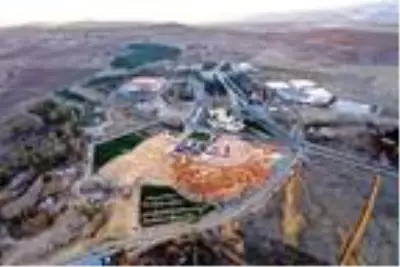 Altın sarısı rengiyle eşsiz görüntü sunan 'Altınkale' açıldı Altın sarısı rengiyle eşsiz görüntü sunan 'Altınkale' açıldı