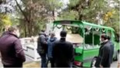 Prof. Dr. Asım Cenani'nin cenazesi İstanbul'da defnedildi Prof. Dr. Asım Cenani'nin cenazesi İstanbul'da defnedildi
