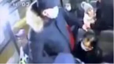 Son dakika haberleri: Rusya'da maske uyarısı yapan yolcu öldürüldü Son dakika haberleri: Rusya'da maske uyarısı yapan yolcu öldürüldü