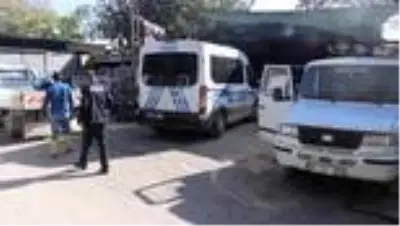 Son dakika haberleri: Silahlı saldırıya uğrayan kişi yaralandı Son dakika haberleri: Silahlı saldırıya uğrayan kişi yaralandı