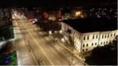 Sivas'ta yasak başladı, cadde ve sokaklar boş kaldı Sivas'ta yasak başladı, cadde ve sokaklar boş kaldı