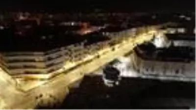 Sivas'ta yasak başladı, cadde ve sokaklar boş kaldı Sivas'ta yasak başladı, cadde ve sokaklar boş kaldı