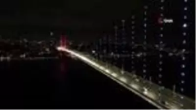 Son dakika... Sokağa çıkma kısıtlaması başladı, 15 Temmuz Şehitler Köprüsü'nde trafik yoğunlaştı Son dakika... Sokağa çıkma kısıtlaması başladı, 15 Temmuz Şehitler Köprüsü'nde trafik yoğunlaştı
