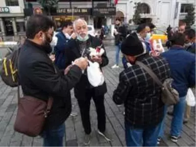 Sokağa çıkma kısıtlaması öncesi vatandaşlar restoranlara akın etti