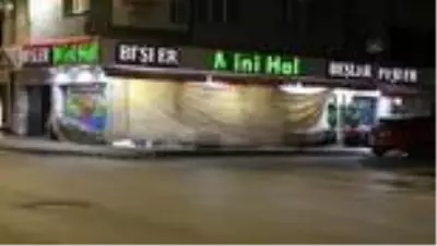 Sokağa çıkma kısıtlamasının ardından cadde ve sokaklar boş kaldı Sokağa çıkma kısıtlamasının ardından cadde ve sokaklar boş kaldı