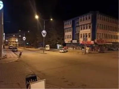 Son dakika haber | Şuhut'ta kisitlamanın ilk günü cadde ve sokaklar bomboş kaldı Son dakika haber | Şuhut'ta kisitlamanın ilk günü cadde ve sokaklar bomboş kaldı
