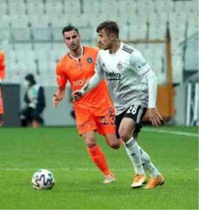 İlk yarıda 2 gol var İlk yarıda 2 gol var