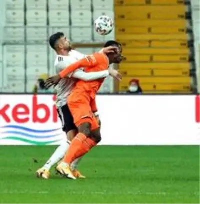 İlk yarıda 2 gol var İlk yarıda 2 gol var