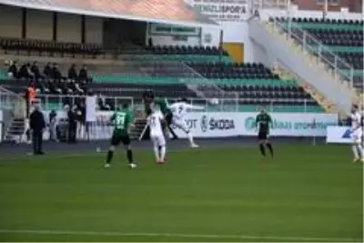 Süper Lig: Denizlispor: 0 Gaziantep FK: 1 (Maç devam ediyor) Süper Lig: Denizlispor: 0 Gaziantep FK: 1 (Maç devam ediyor)