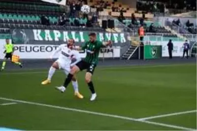 Süper Lig: Denizlispor: 0 Gaziantep FK: 1 (Maç devam ediyor) Süper Lig: Denizlispor: 0 Gaziantep FK: 1 (Maç devam ediyor)