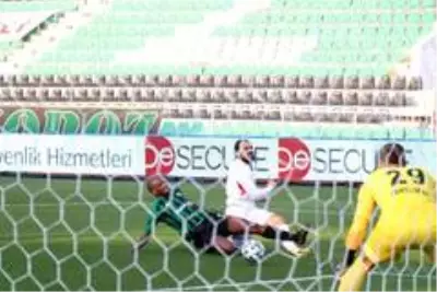 Süper Lig: Denizlispor: 0 - Gaziantep FK: 1 (Maç sonucu) Süper Lig: Denizlispor: 0 - Gaziantep FK: 1 (Maç sonucu)