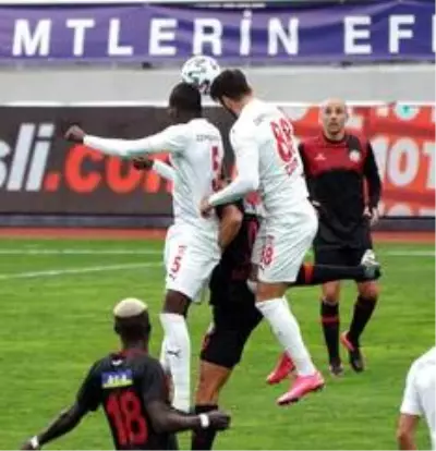 Süper Lig: Fatih Karagümrük: 1 DG Sivasspor: 1 (Maç sonucu) Süper Lig: Fatih Karagümrük: 1 DG Sivasspor: 1 (Maç sonucu)