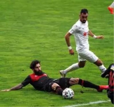 Süper Lig: Fatih Karagümrük: 1 DG Sivasspor: 1 (Maç sonucu) Süper Lig: Fatih Karagümrük: 1 DG Sivasspor: 1 (Maç sonucu)
